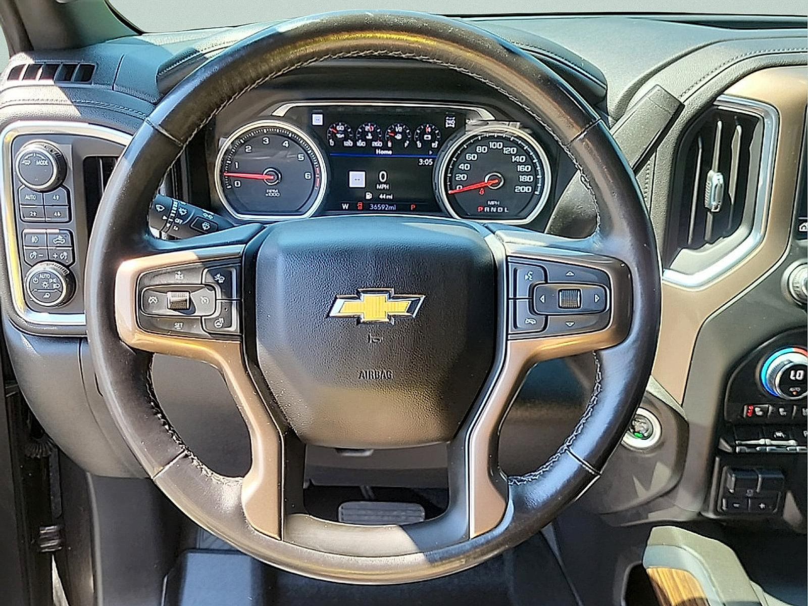 Used 2022 Chevrolet Silverado 1500 High Country w/ Safety Package II AWD/4WD image 16