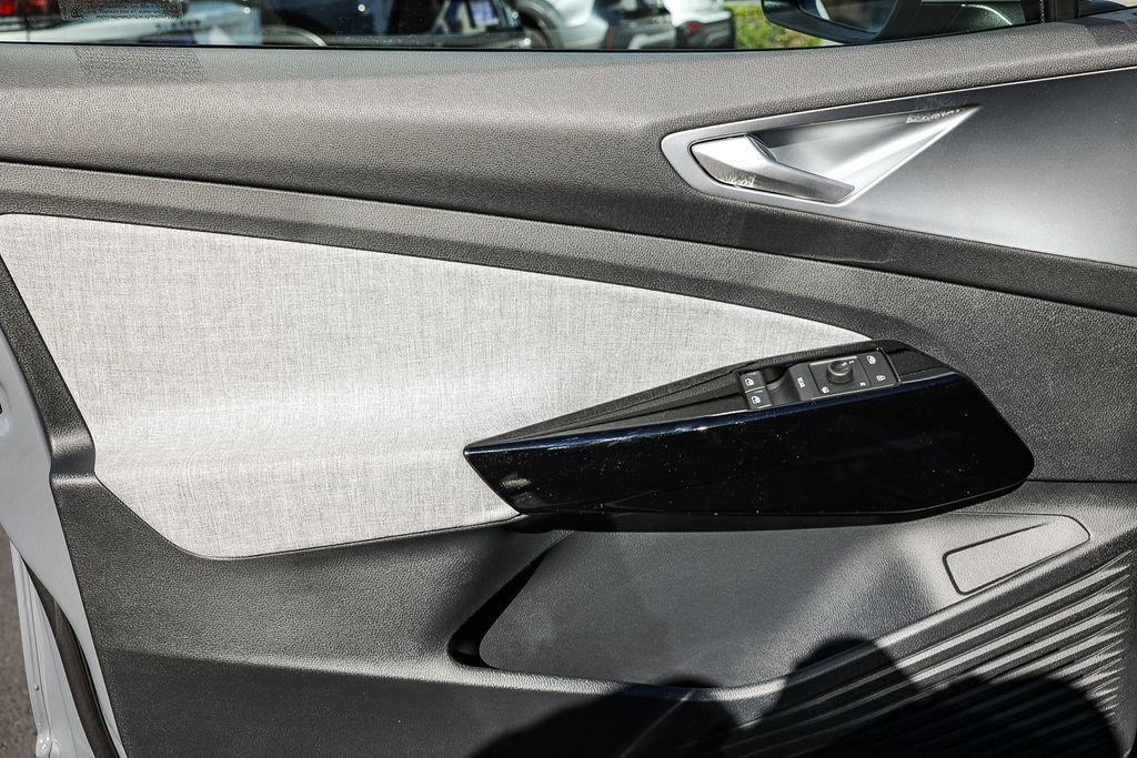 New 2026 Volkswagen ID.4 Pro image 31