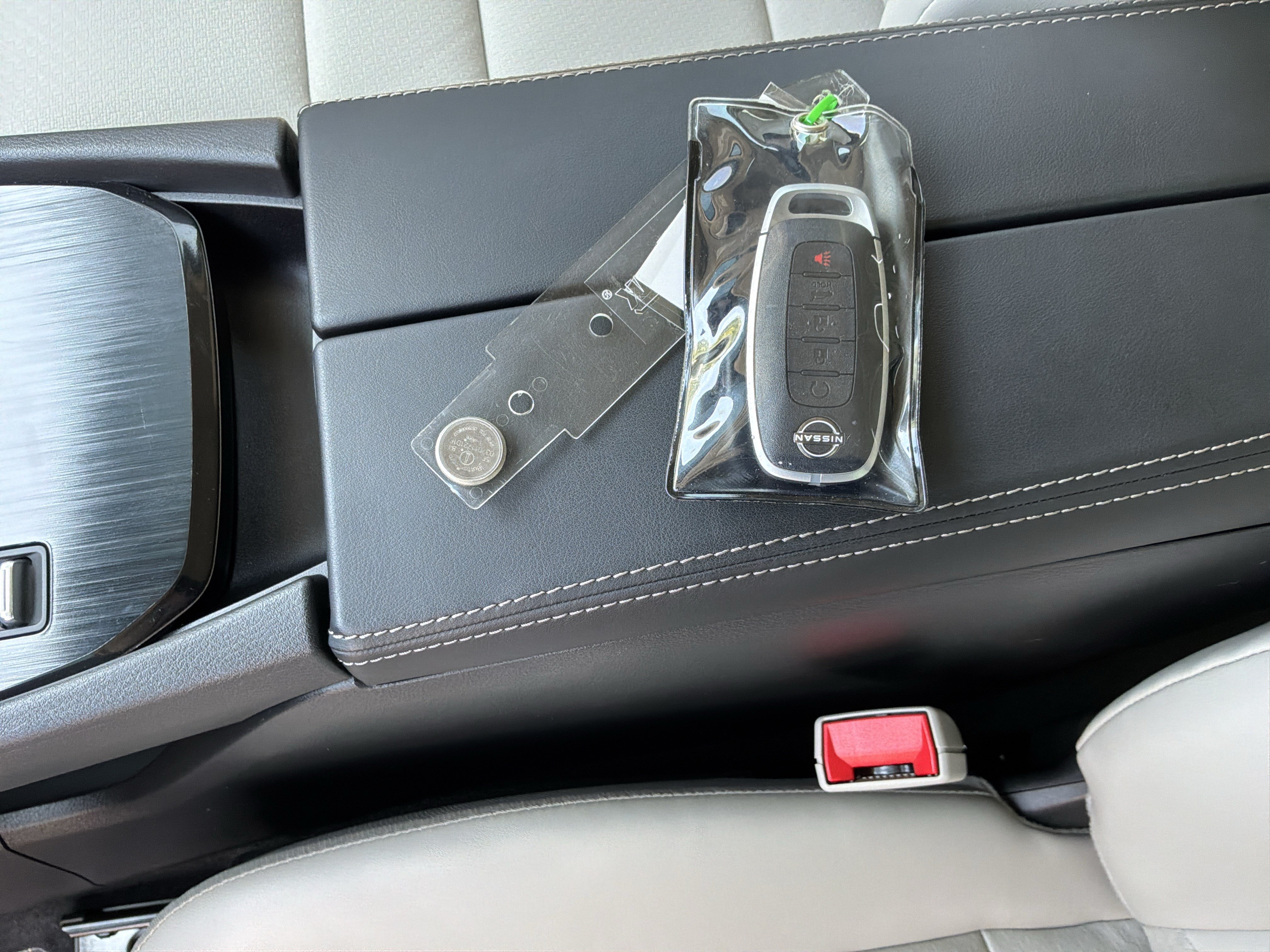 Used 2026 Nissan Rogue Dark Armor FWD image 34