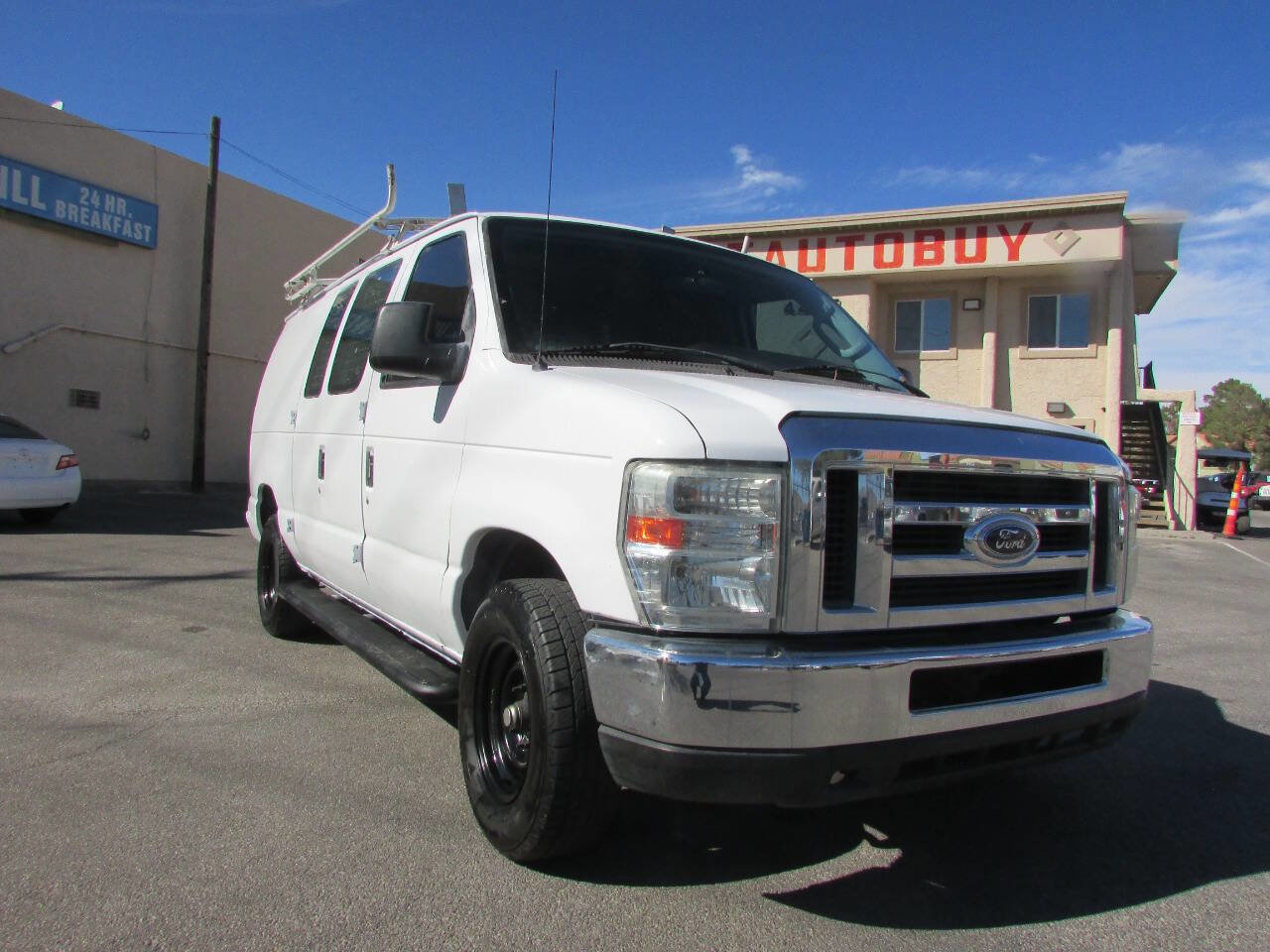 Used 2012 Ford E-250 and Econoline 250 w/ PWR Group RWD image 2