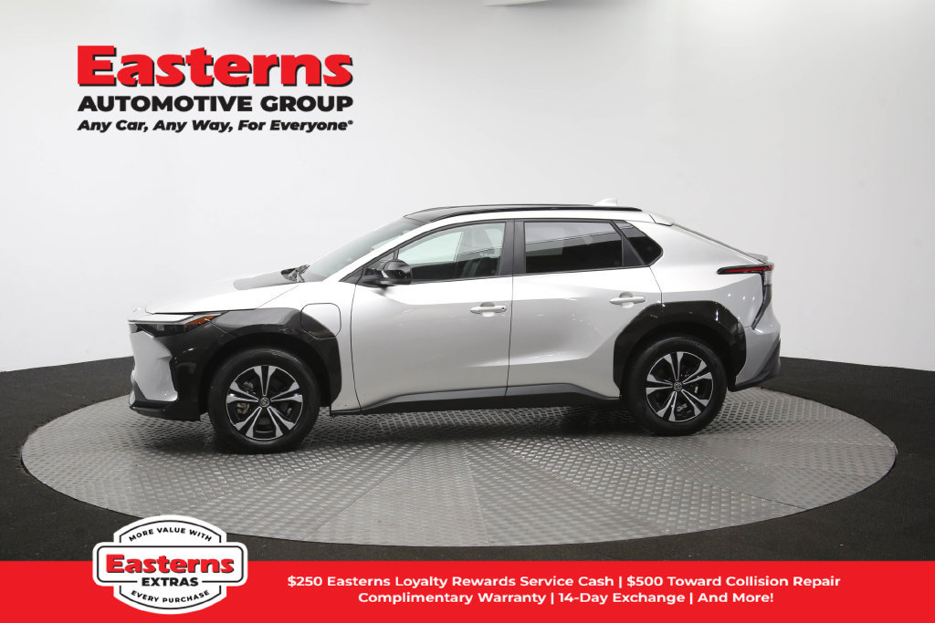 Used 2024 Toyota bZ4X FWD image 62