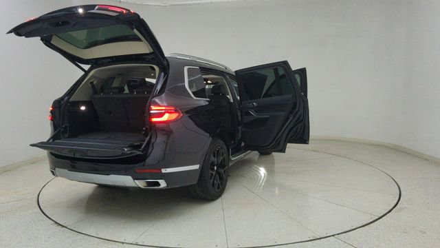 Used 2026 BMW X7 xDrive40i image 81