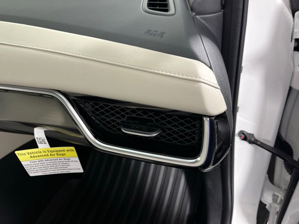 Certified 2025 Acura ADX A-Spec image 23