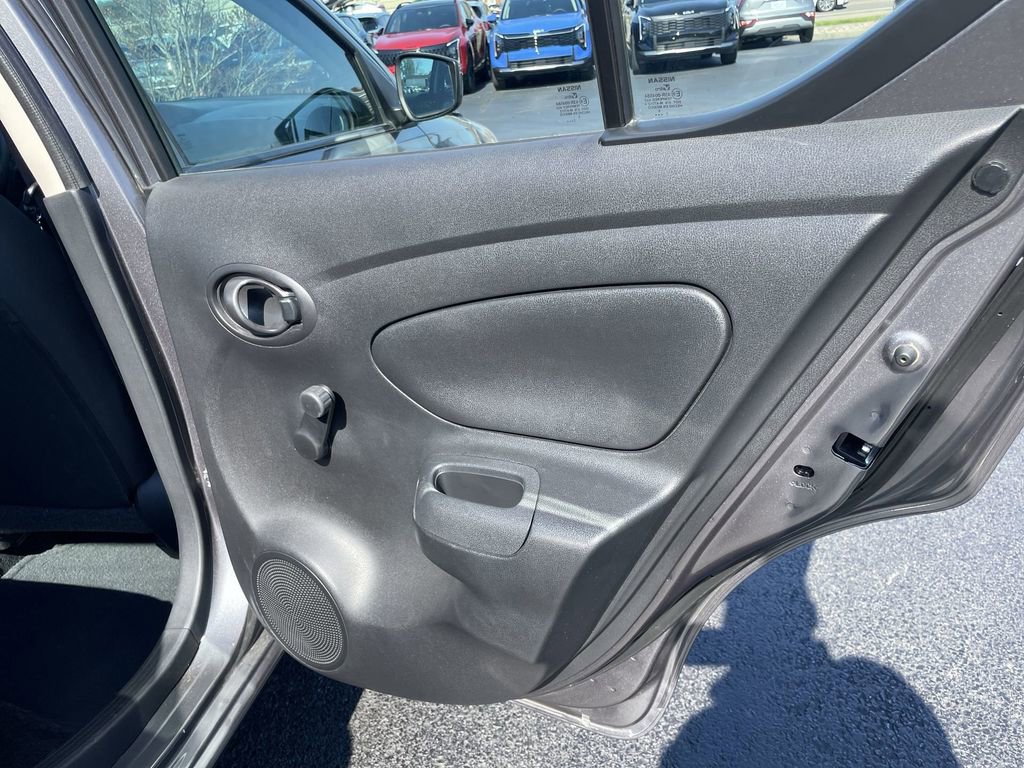 Used 2018 Nissan Versa S image 19