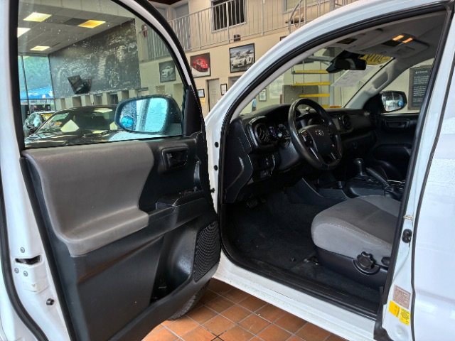 Used 2019 Toyota Tacoma SR RWD image 11