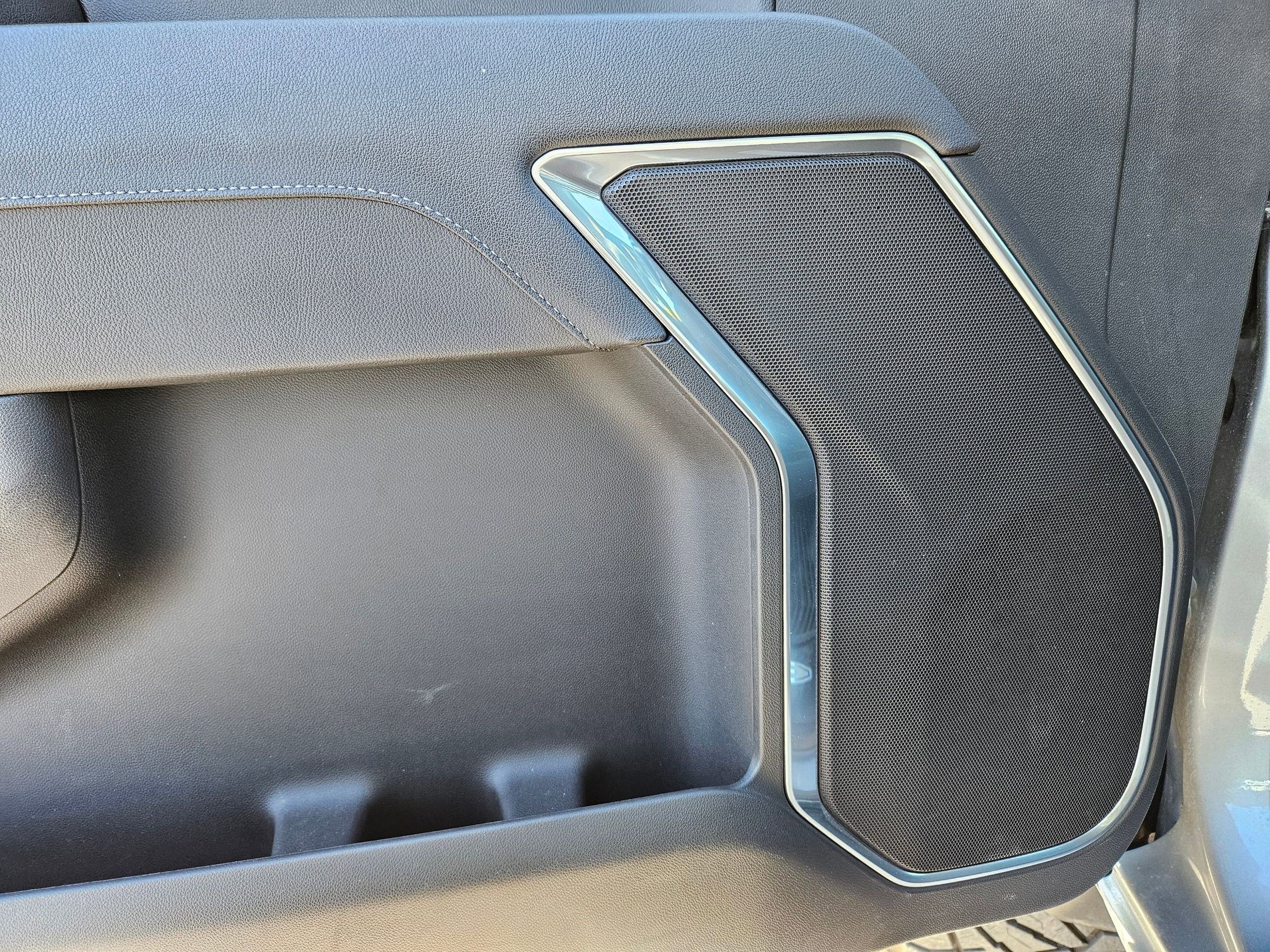 Used 2025 Chevrolet Silverado 3500 LT w/ Trail Boss Package image 13