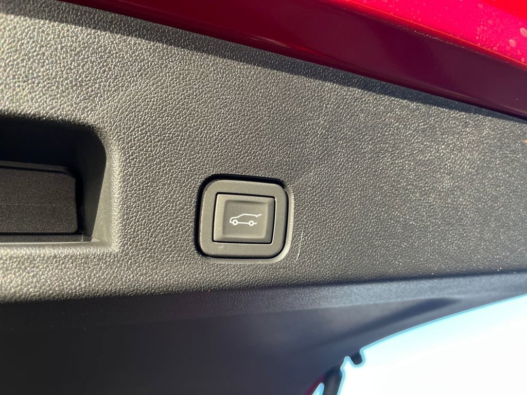 New 2026 Chevrolet Traverse RS image 24