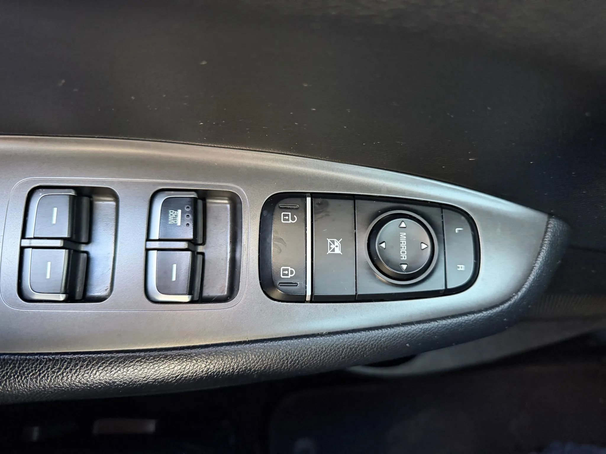 Used 2019 Kia Optima LX w/ LX Premium Package image 23