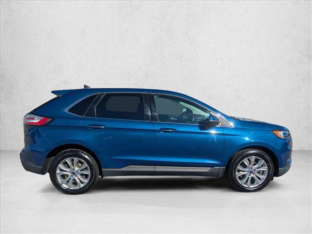 Used 2022 Ford Edge Titanium w/ Equipment Group 301A image 4