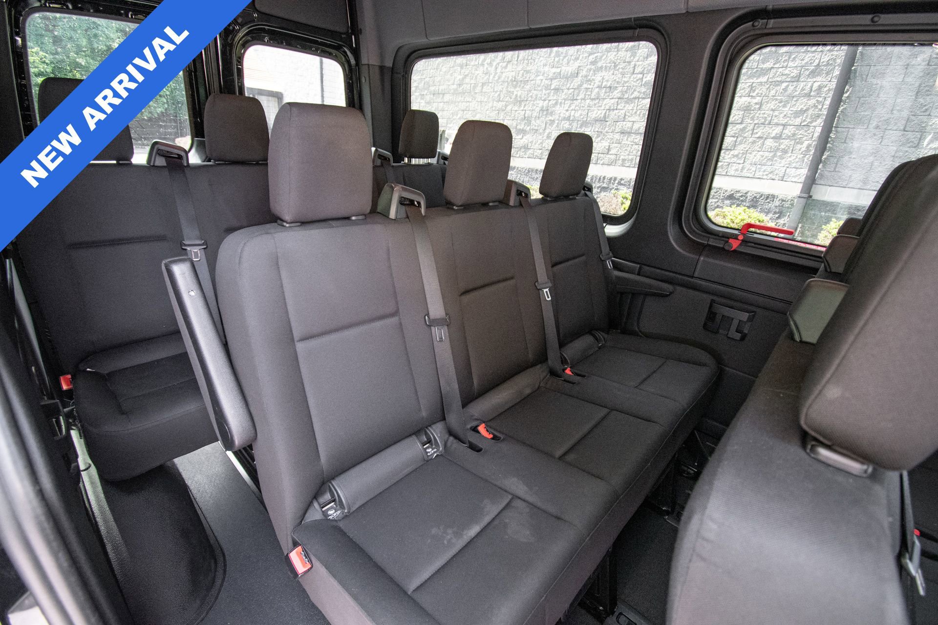 Used 2024 Mercedes-Benz Sprinter 2500 image 20