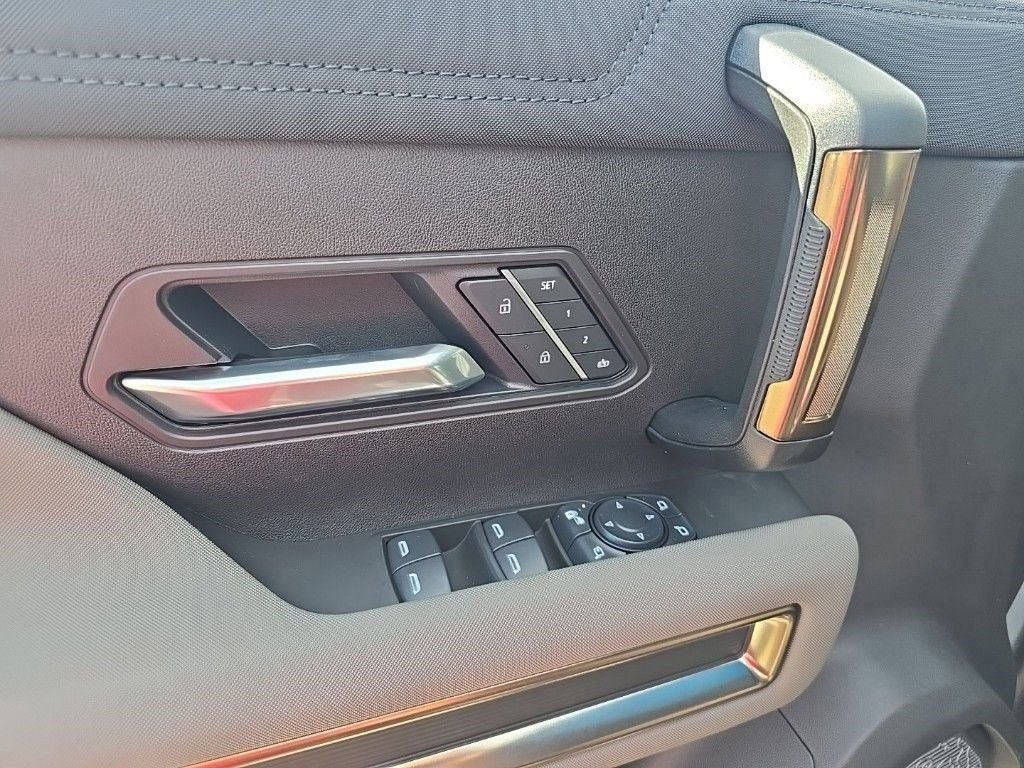 New 2025 GMC Hummer EV 3X image 44