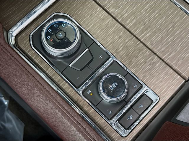 Used 2023 Ford Expedition Max Limited image 19