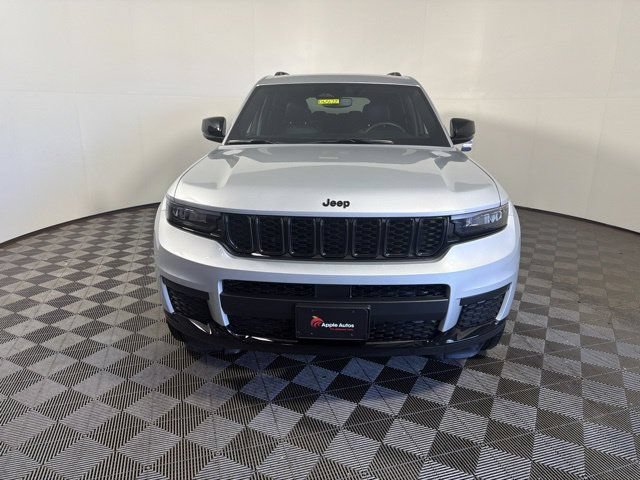 Certified 2023 Jeep Grand Cherokee L Laredo AWD/4WD image 4