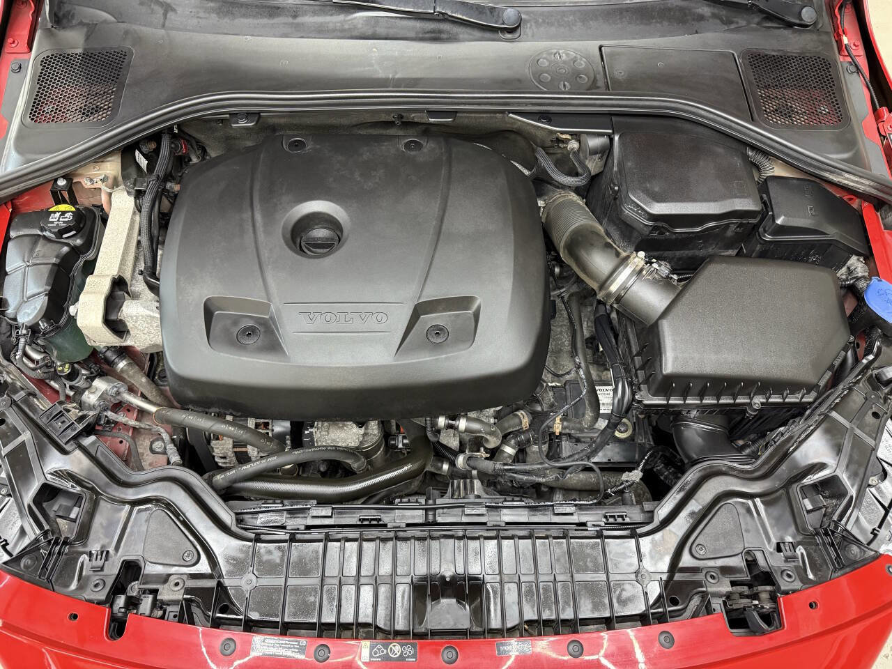 Used 2018 Volvo S60 T5 Dynamic w/ Vision Package AWD/4WD image 7