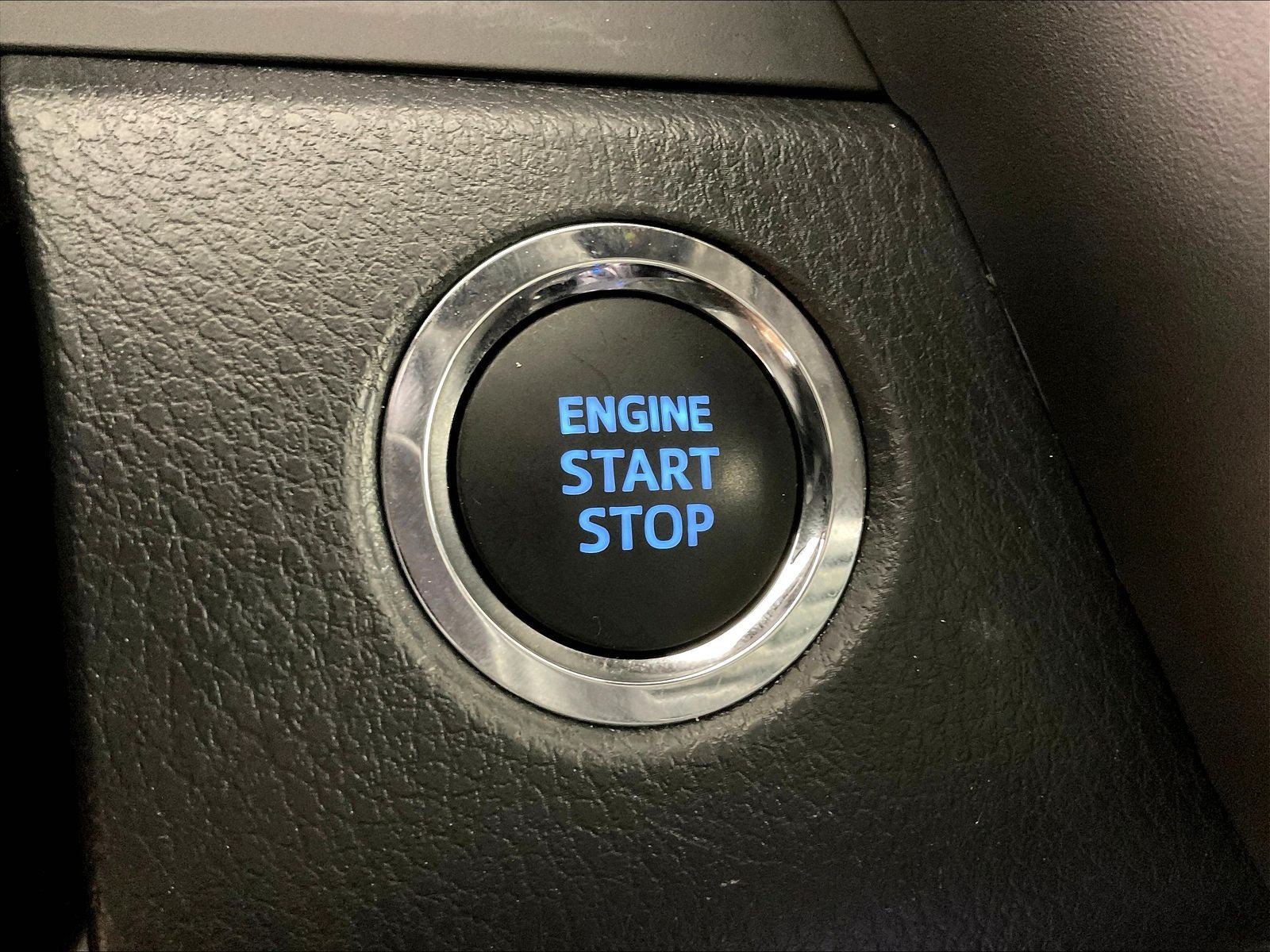 Used 2024 Toyota Camry XSE w/ Navigation Package FWD image 39