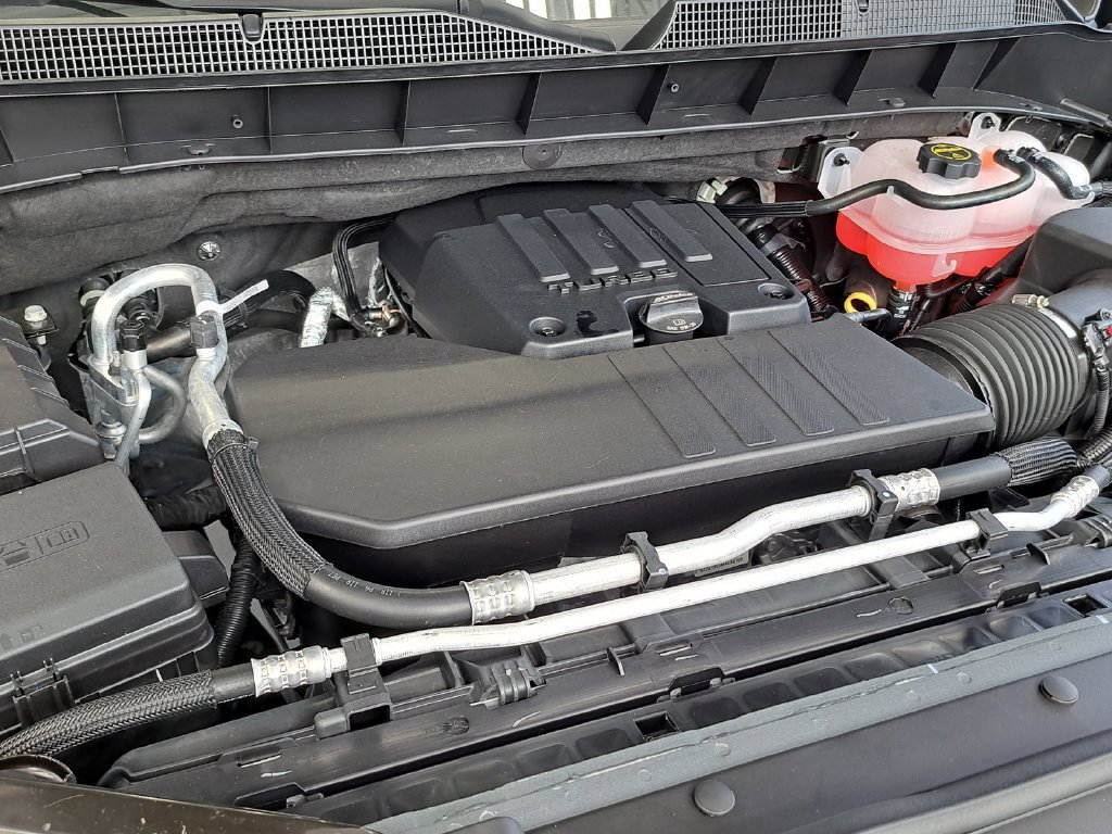 New 2026 Chevrolet Silverado 1500 Custom AWD/4WD image 15