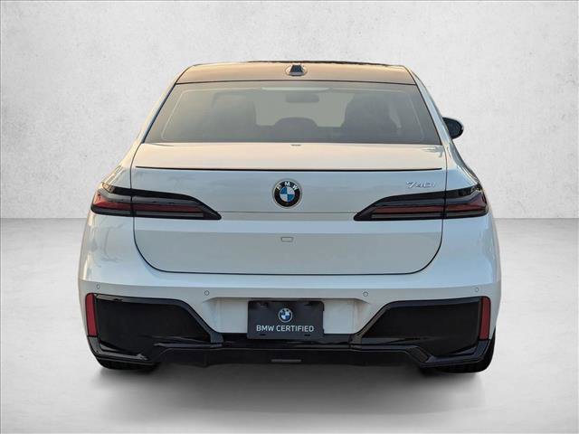 Certified 2025 BMW 740i w/ Premium Package image 7