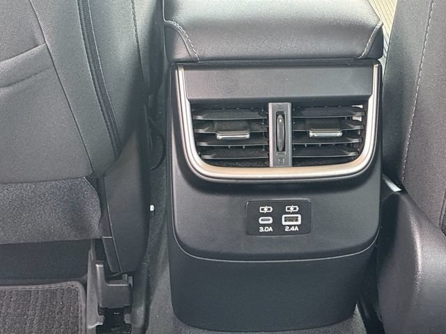 Used 2024 Subaru Legacy Premium AWD/4WD image 14