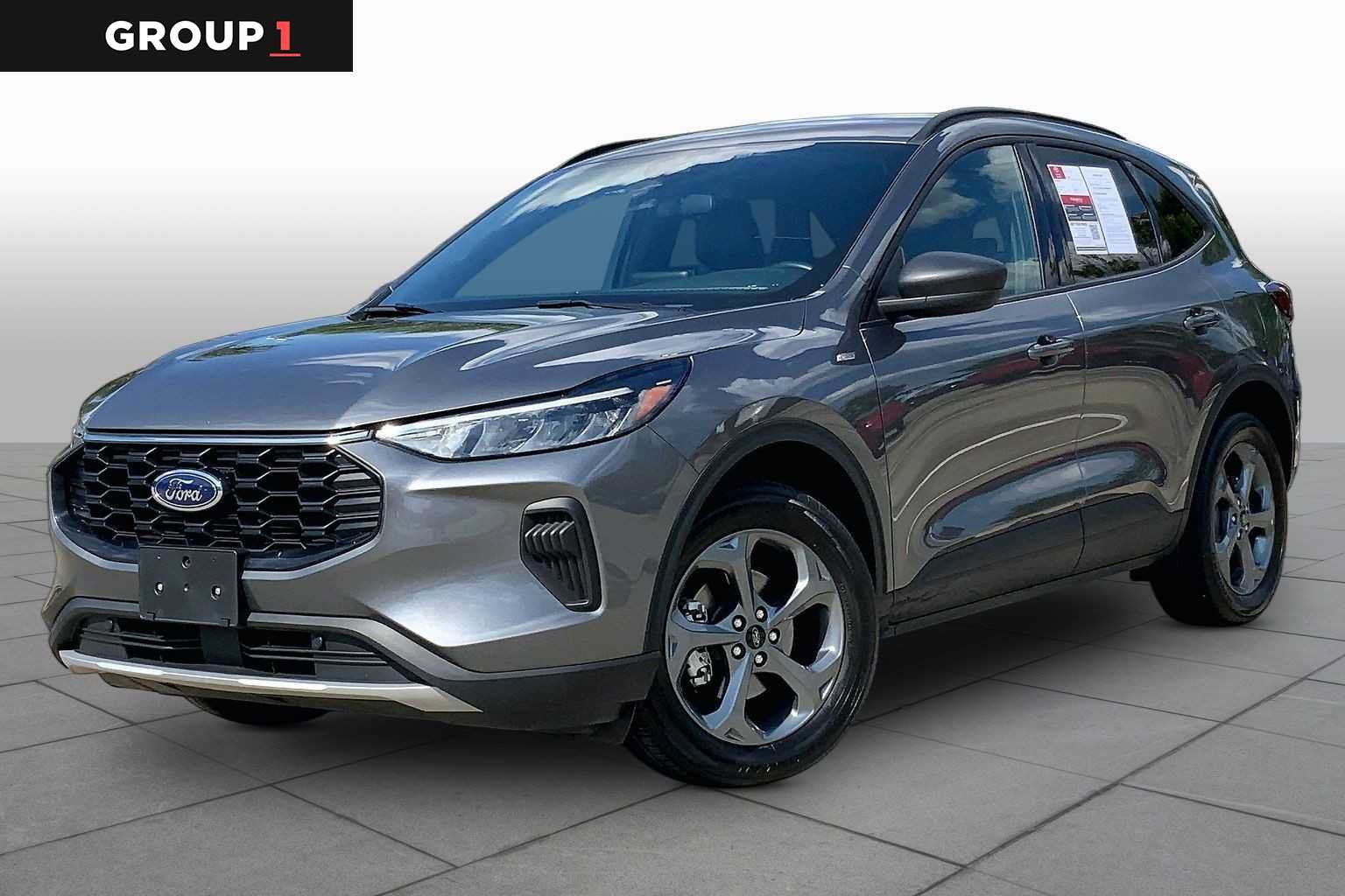 Used 2025 Ford Escape ST-Line AWD/4WD image 1