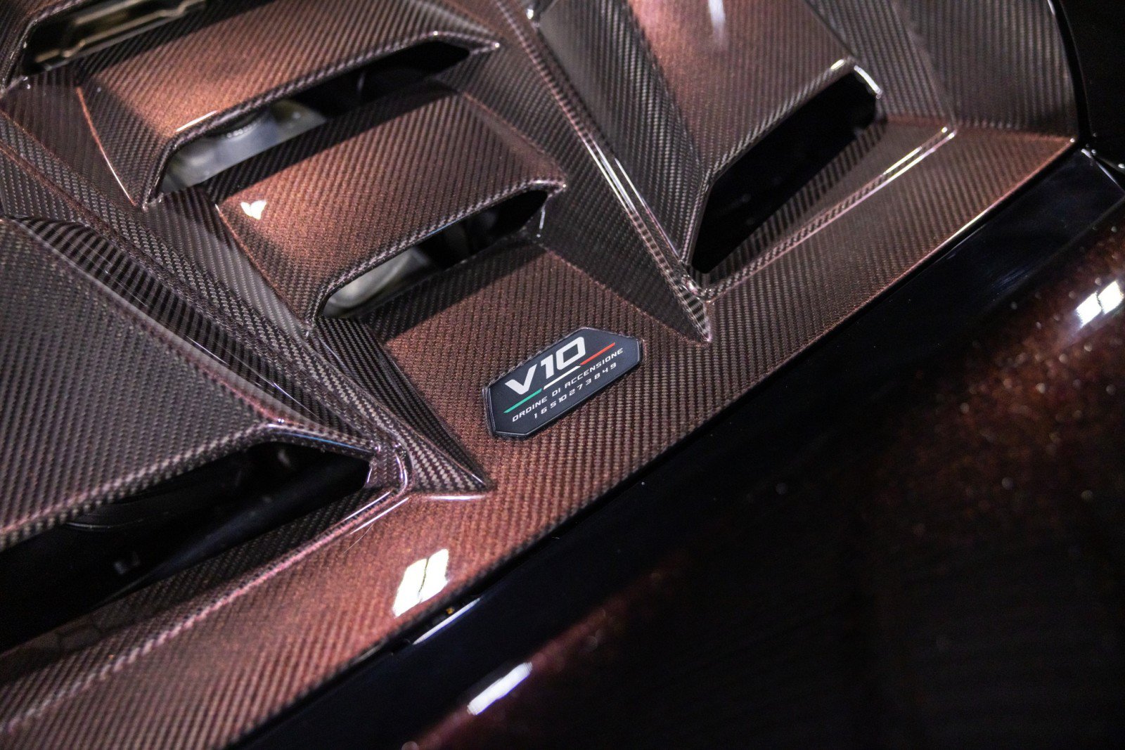 Used 2024 Lamborghini Huracan Tecnica RWD image 17
