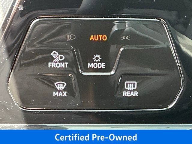 Certified 2022 Volkswagen Golf R AWD/4WD image 33