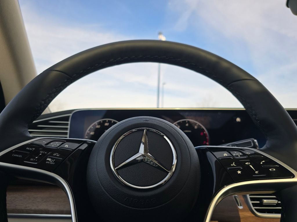 New 2026 Mercedes-Benz GLS 450 4MATIC image 29
