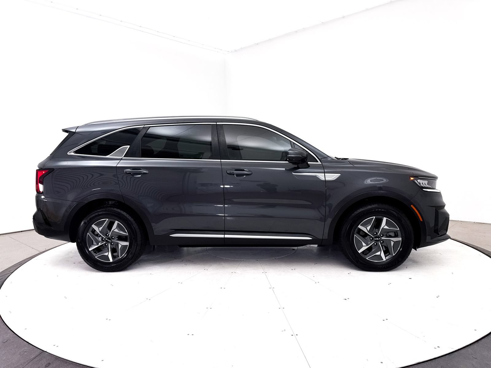 Certified 2023 Kia Sorento EX FWD image 43
