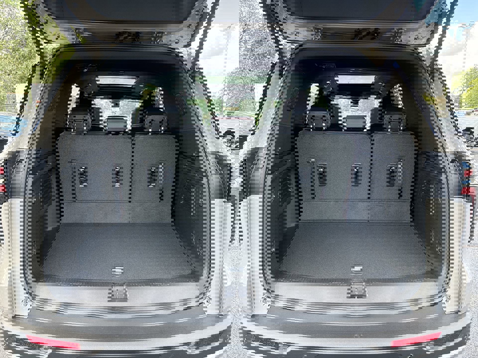New 2026 Chevrolet Traverse Z71 w/ Driver Confidence Package image 60