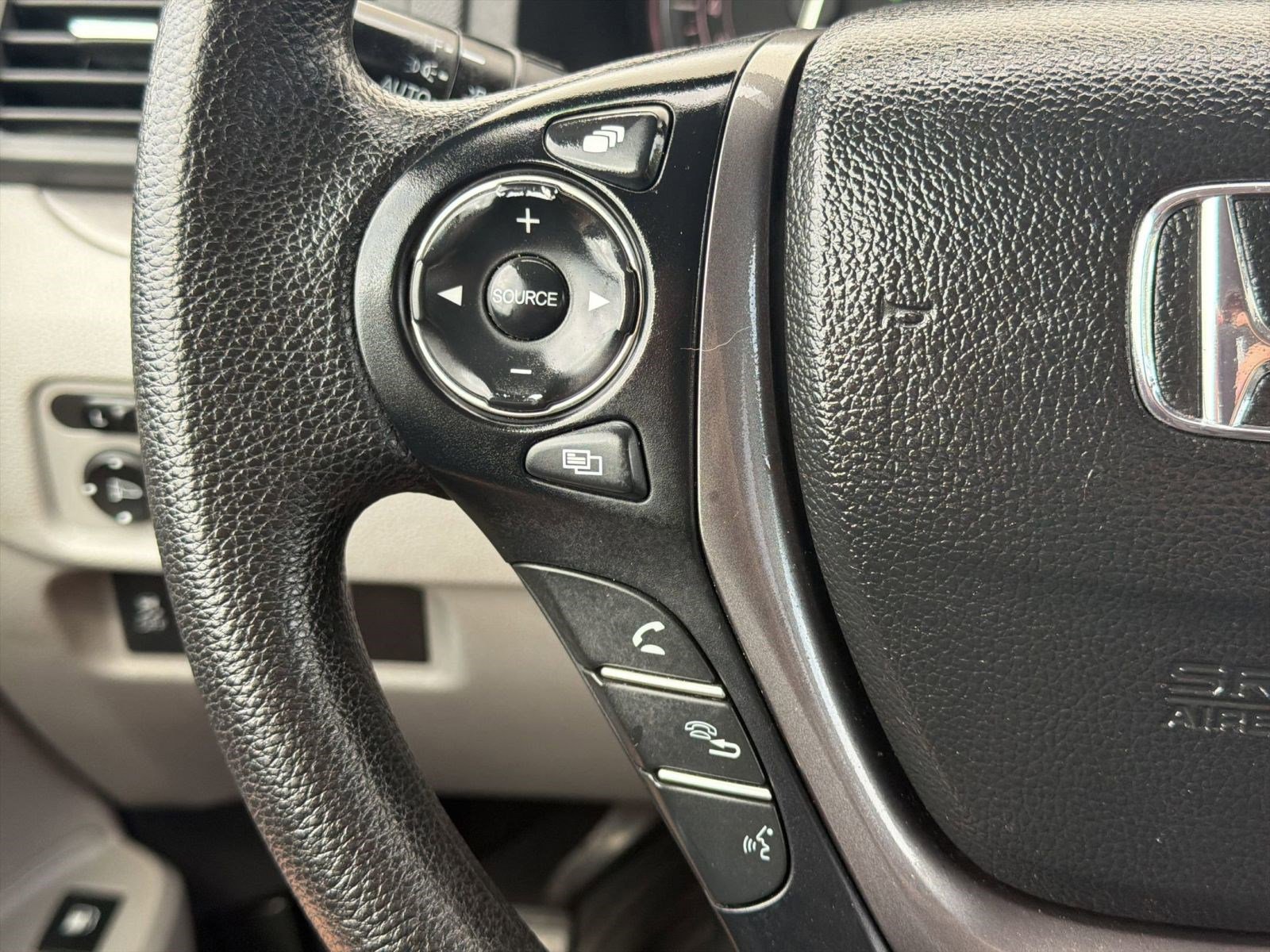 Used 2016 Honda Pilot EX image 17