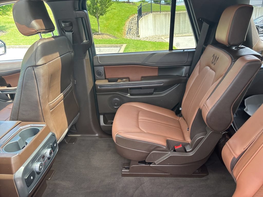 Used 2022 Ford Expedition King Ranch AWD/4WD image 38