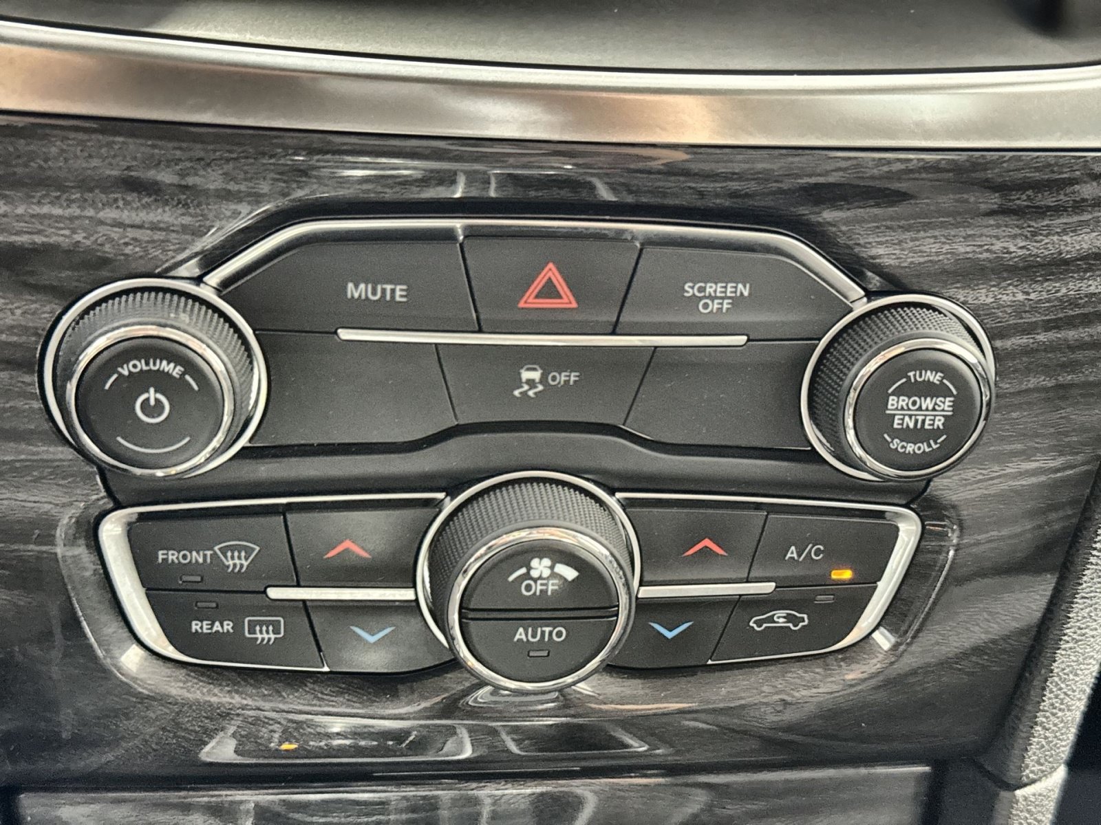Used 2019 Chrysler 300 Touring w/ Sport Appearance Package RWD image 22