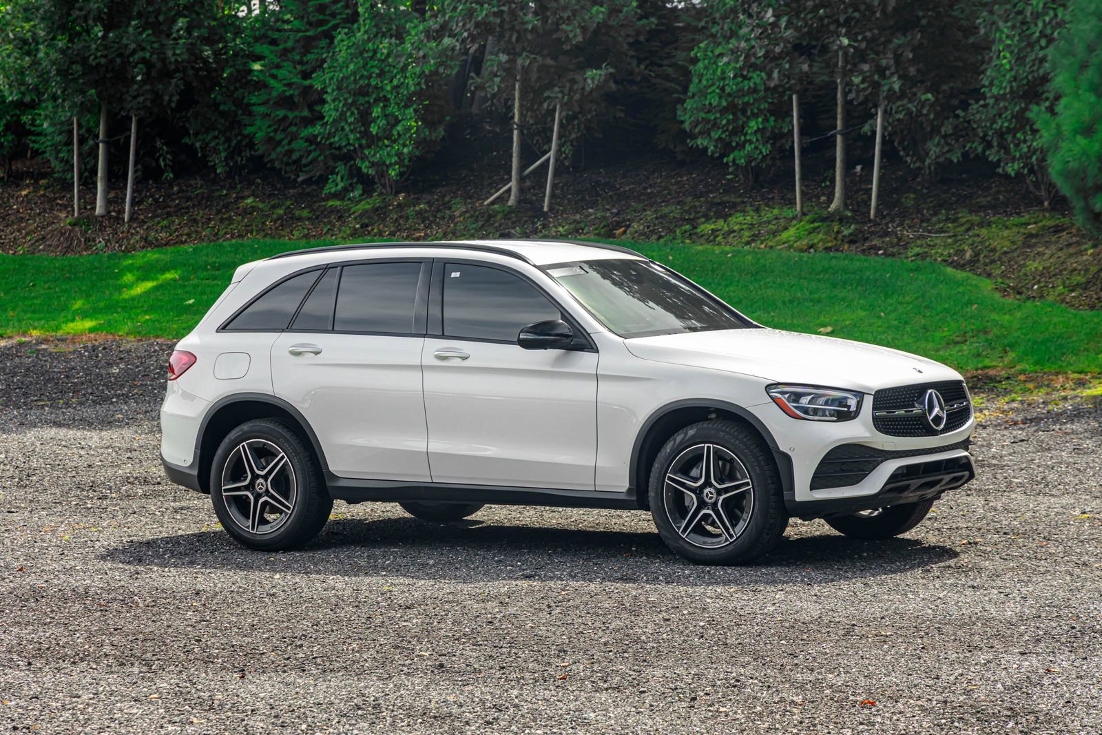 Used 2021 Mercedes-Benz GLC 300 w/ AMG Line image 12