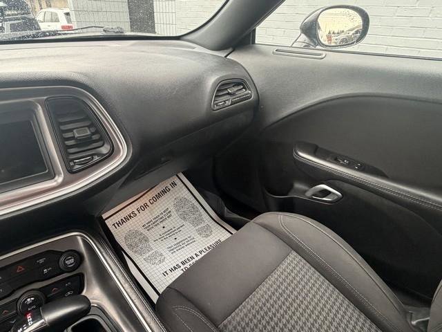 Used 2019 Dodge Challenger SXT w/ Blacktop Package image 18