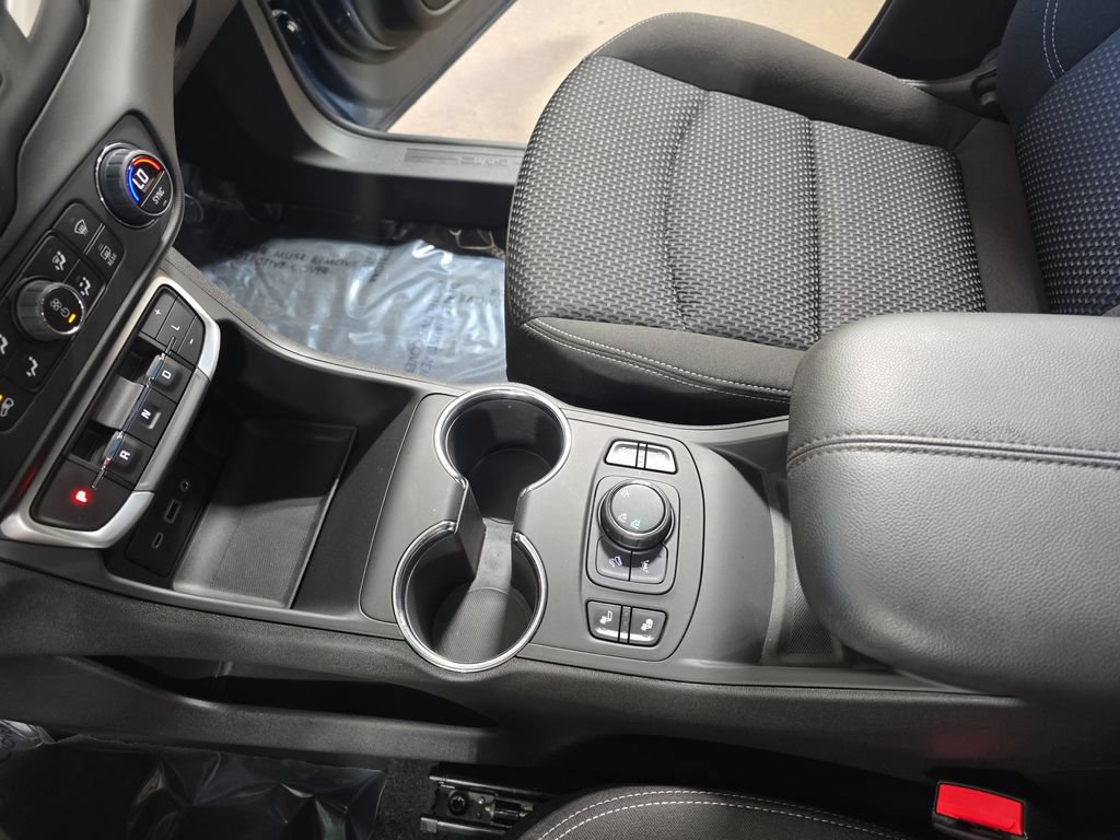 Used 2024 GMC Terrain SLE w/ Driver Convenience Package AWD/4WD image 23