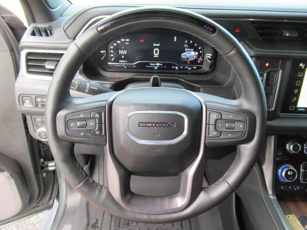 Used 2024 GMC Yukon XL Denali Ultimate image 16