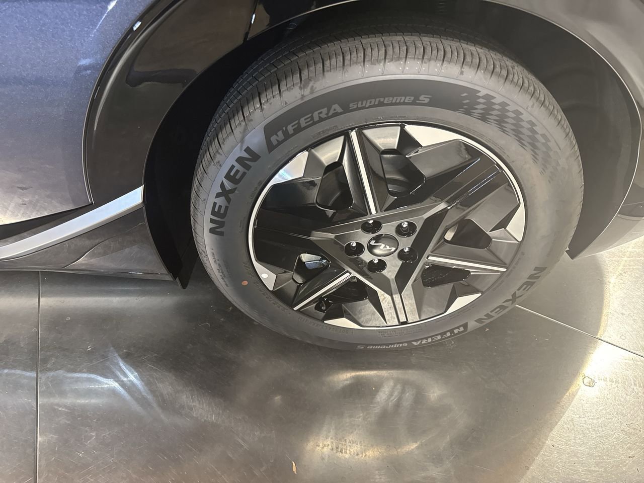 New 2025 Kia EV6 Wind image 12