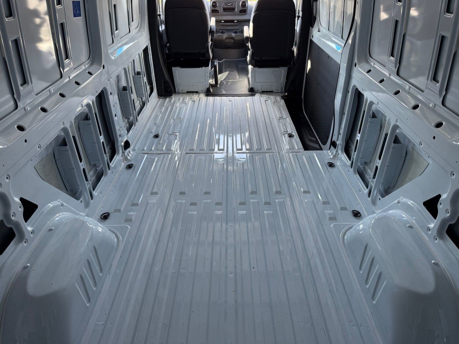 New 2025 Mercedes-Benz Sprinter 2500 image 27