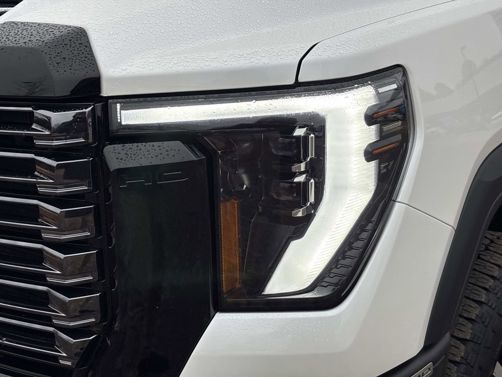 Certified 2025 GMC Sierra 2500 Denali Ultimate image 12