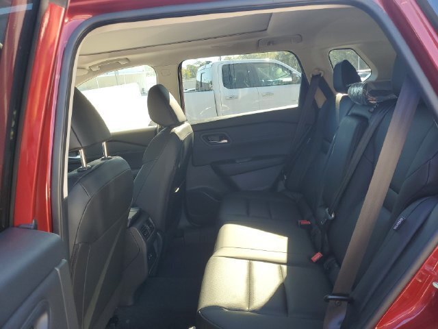 New 2026 Nissan Rogue Dark Armor FWD image 7