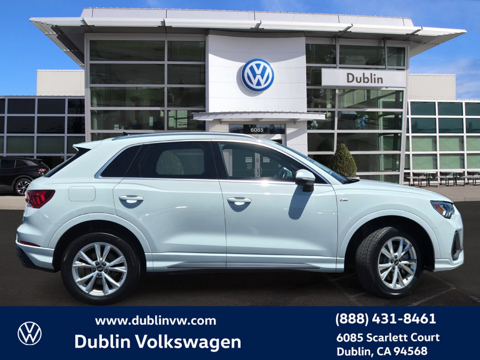 Used 2023 Audi Q3 2.0T Premium Plus AWD/4WD image 3