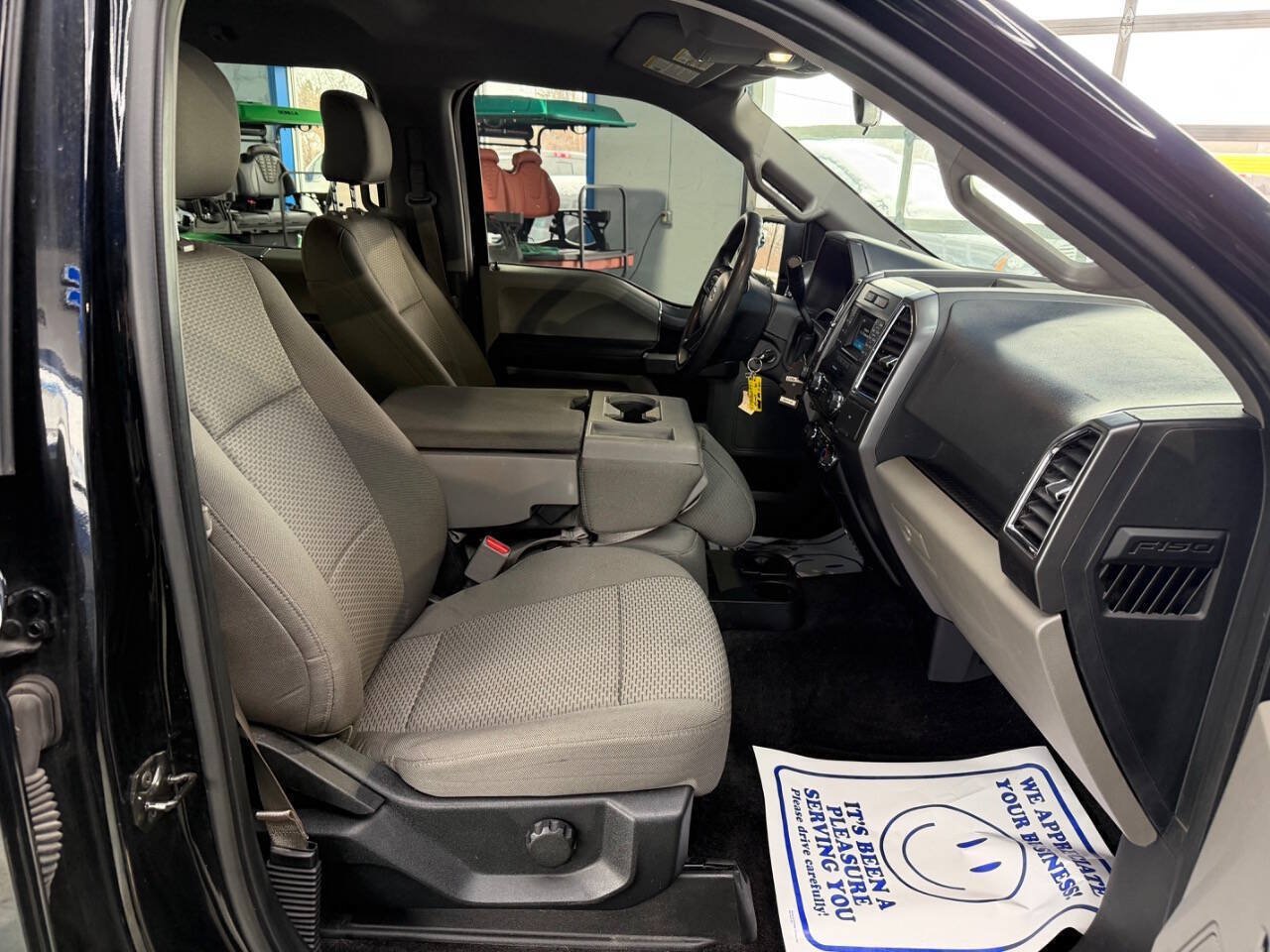 Used 2016 Ford F150 XLT AWD/4WD image 18