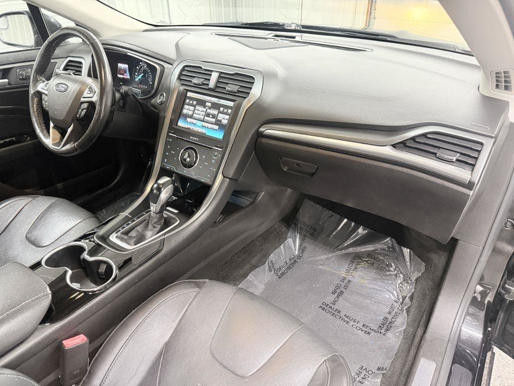 Used 2015 Ford Fusion Titanium FWD image 32