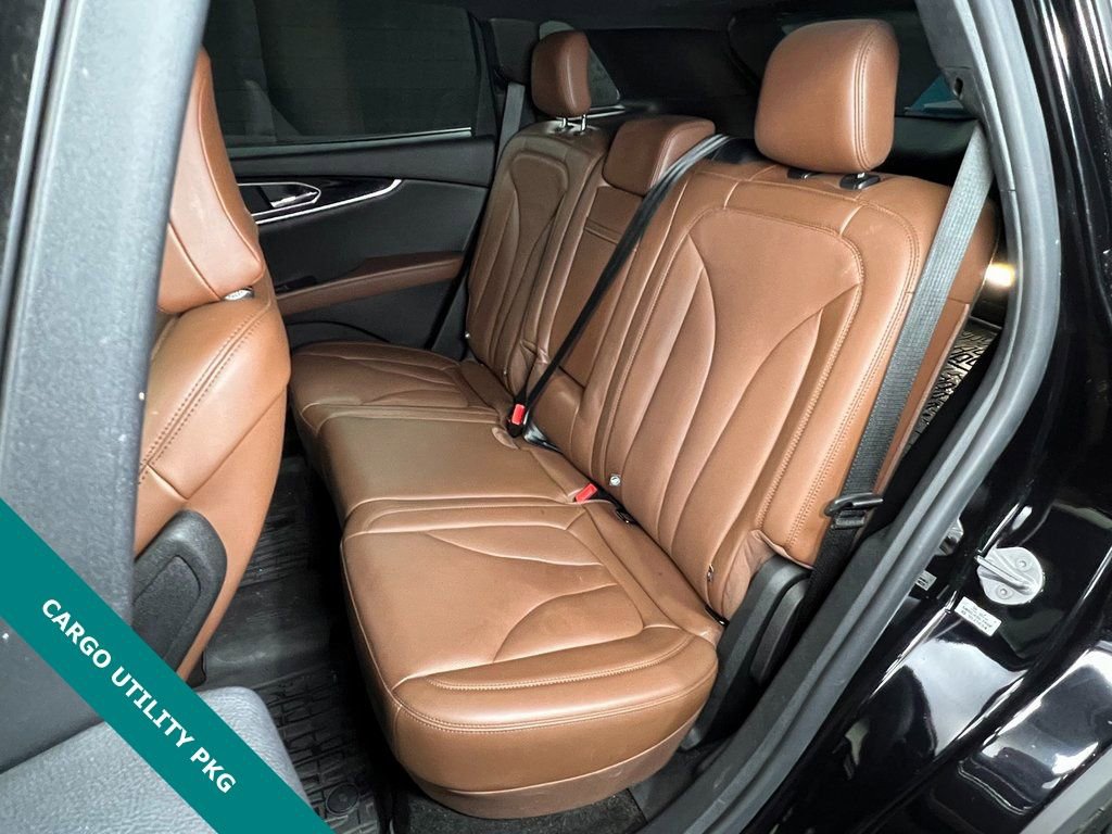 Used 2021 Lincoln Nautilus Reserve w/ Monochromatic Package image 13