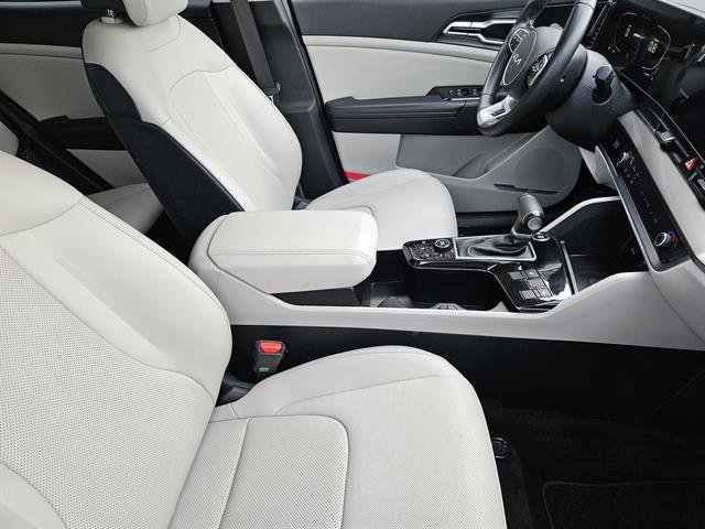 Used 2023 Kia Sportage EX image 10