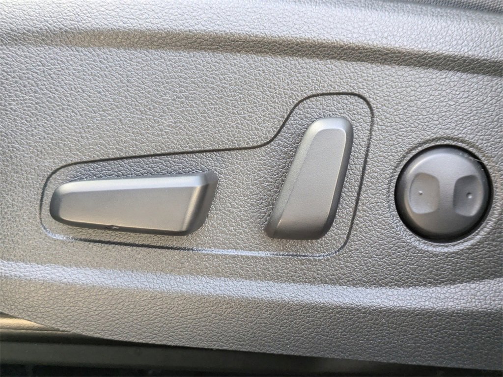 Used 2023 Hyundai Santa Fe SEL image 21