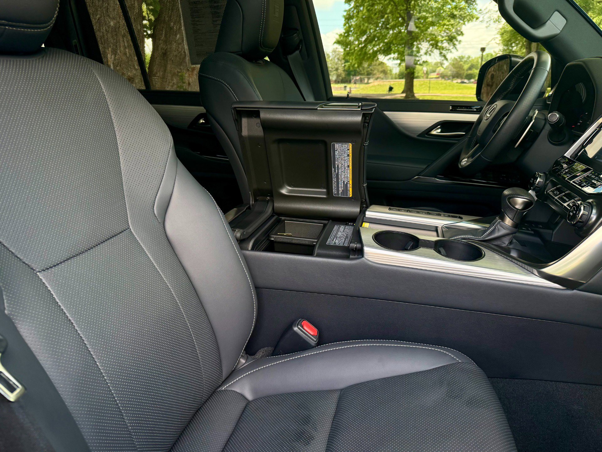 Used 2024 Lexus LX 600 F Sport AWD/4WD image 50