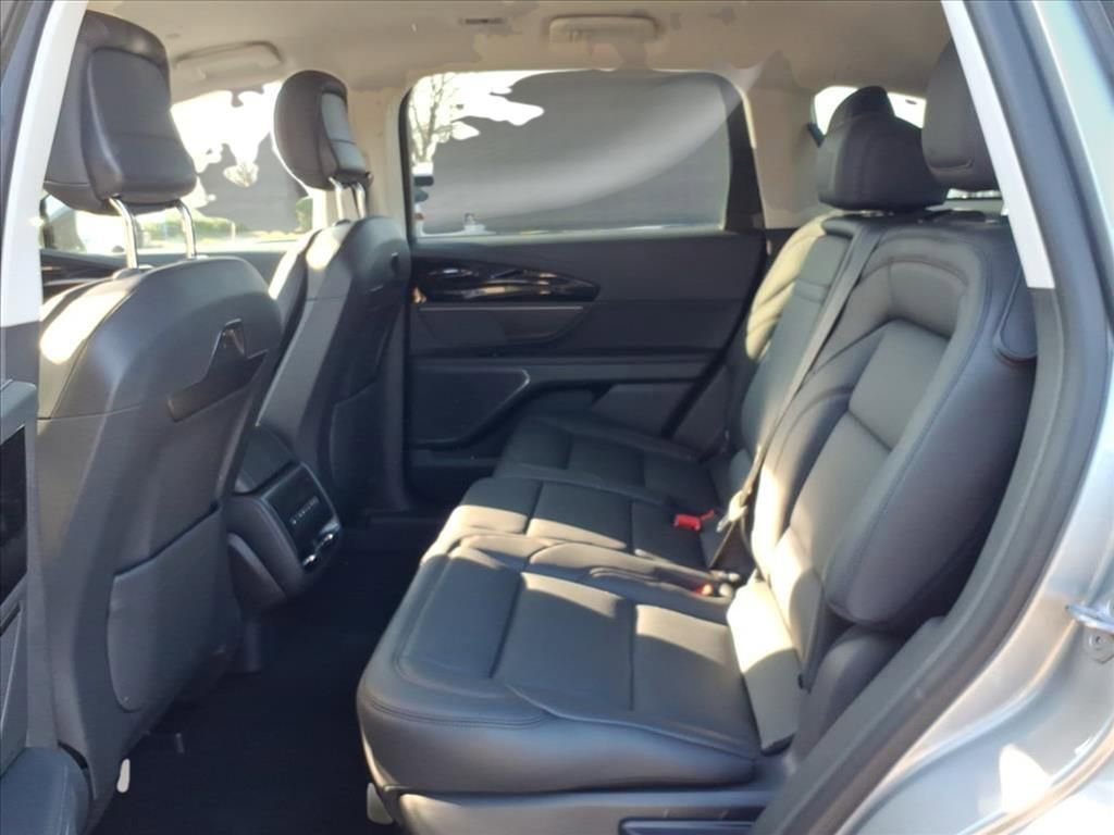 New 2026 Lincoln Nautilus Premier w/ Jet Appearance Package image 5