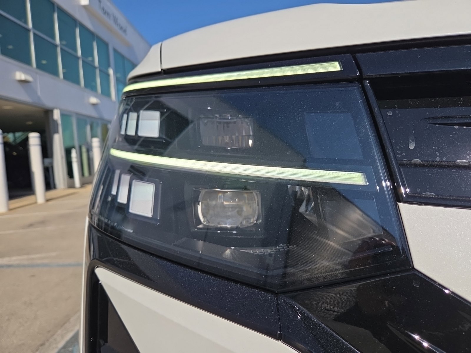 New 2027 Volkswagen Atlas SE AWD/4WD image 15