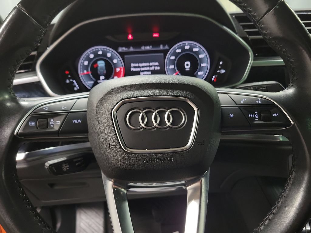 Used 2019 Audi Q3 2.0T Premium Plus w/ Premium Plus Package AWD/4WD image 25