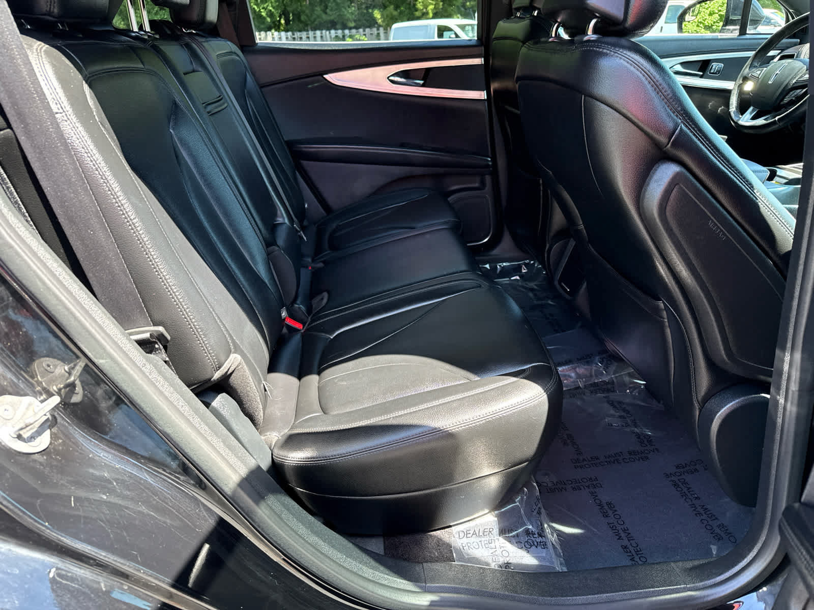 Used 2017 Lincoln MKX Premiere FWD image 14